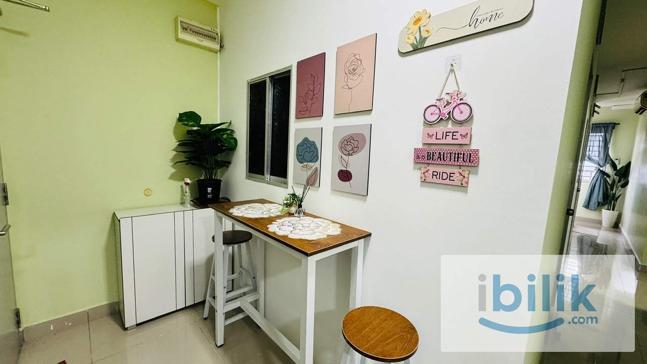 Aircond Single Room @ Sentrovue Servise Apartment Puncak Alam - Image 3