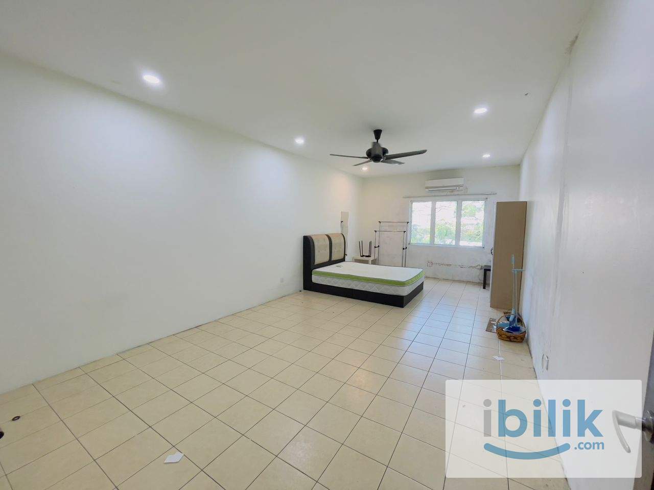 SRI PETALING room walking distance to Commercial hub radin Bagus - Image 1