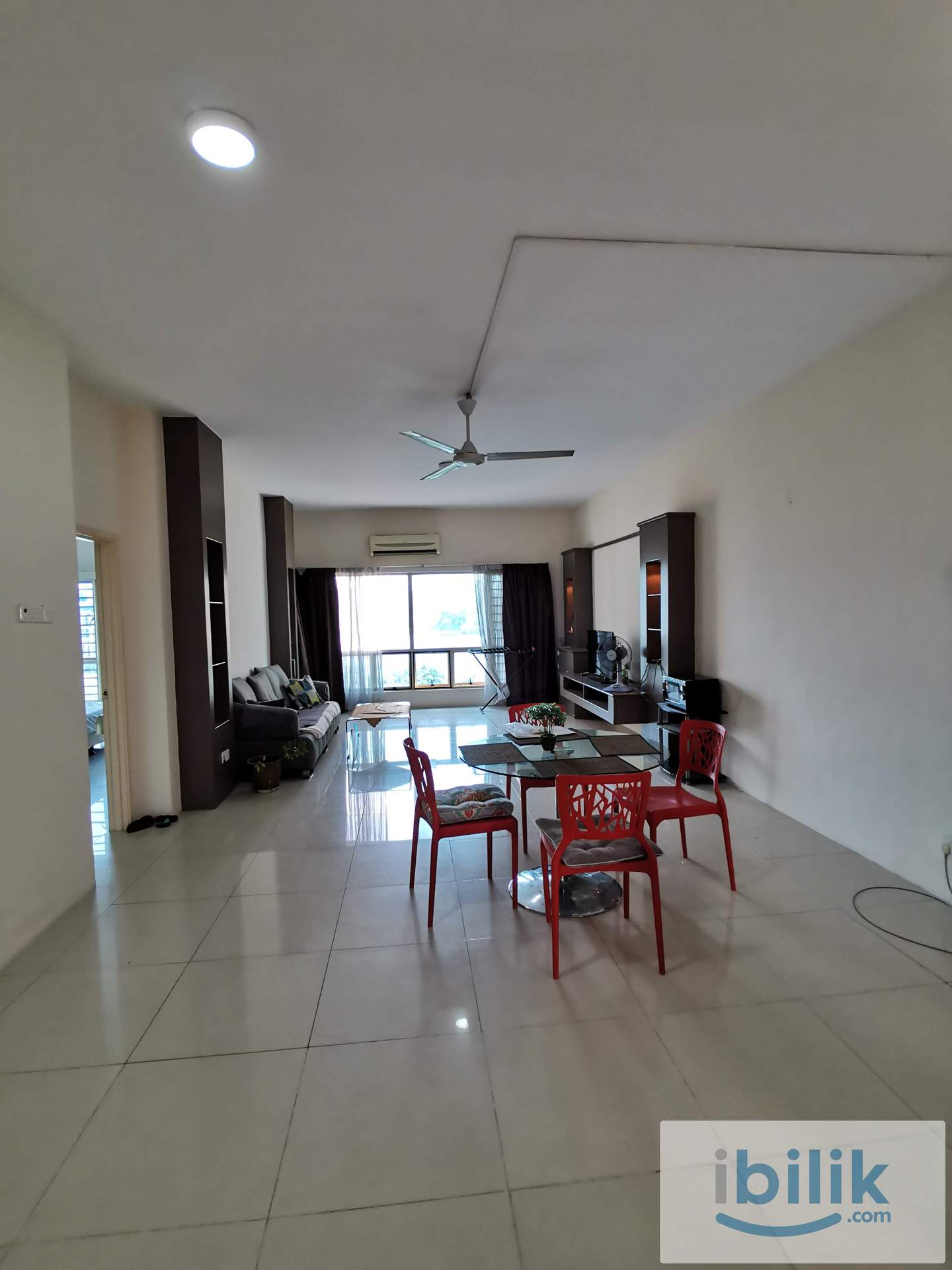 Master bedroom with nice scenery  - Image 7