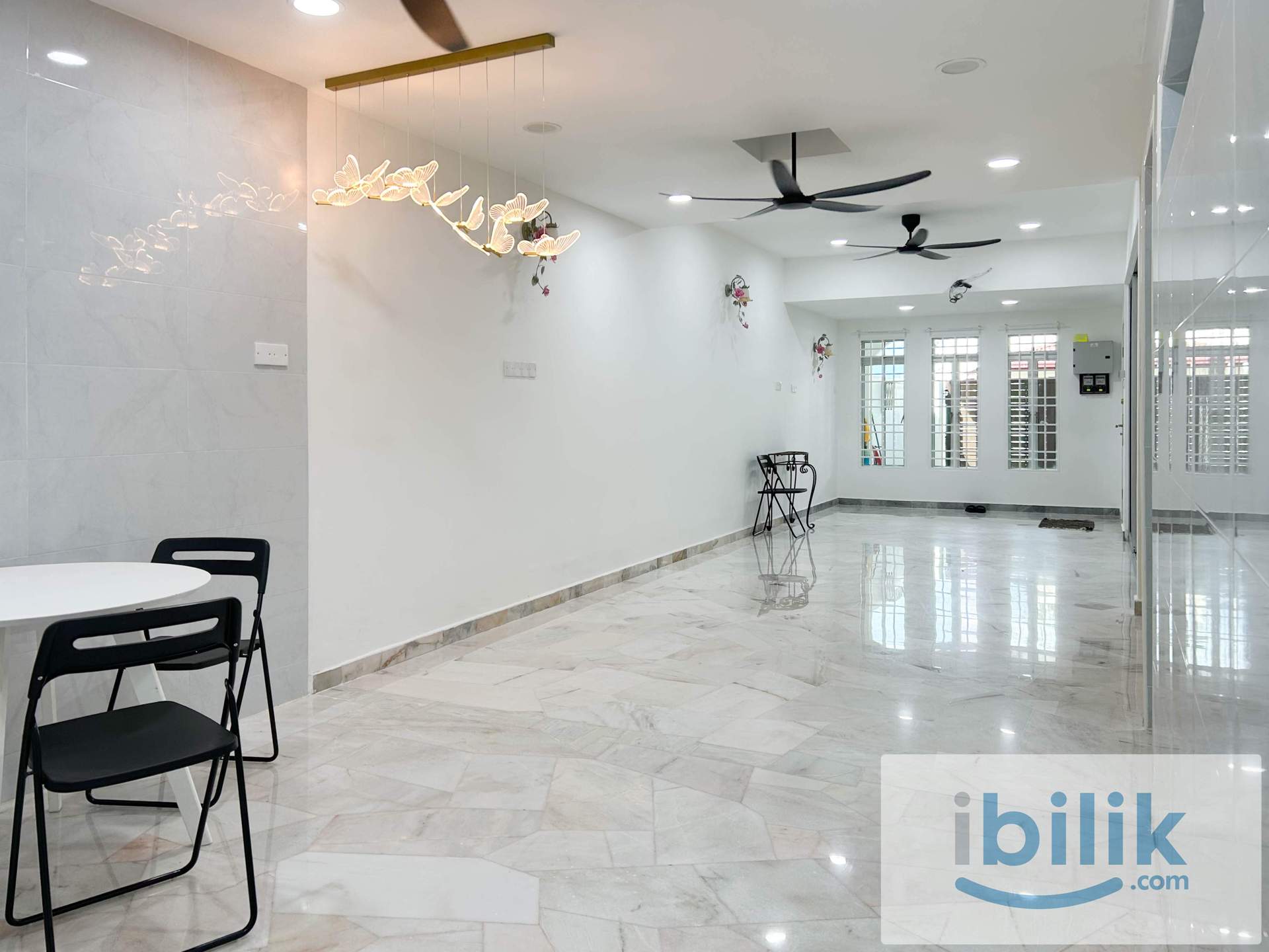 (Ladies only) Room with Bathroom at Taman Perak, Ipoh - Image 6