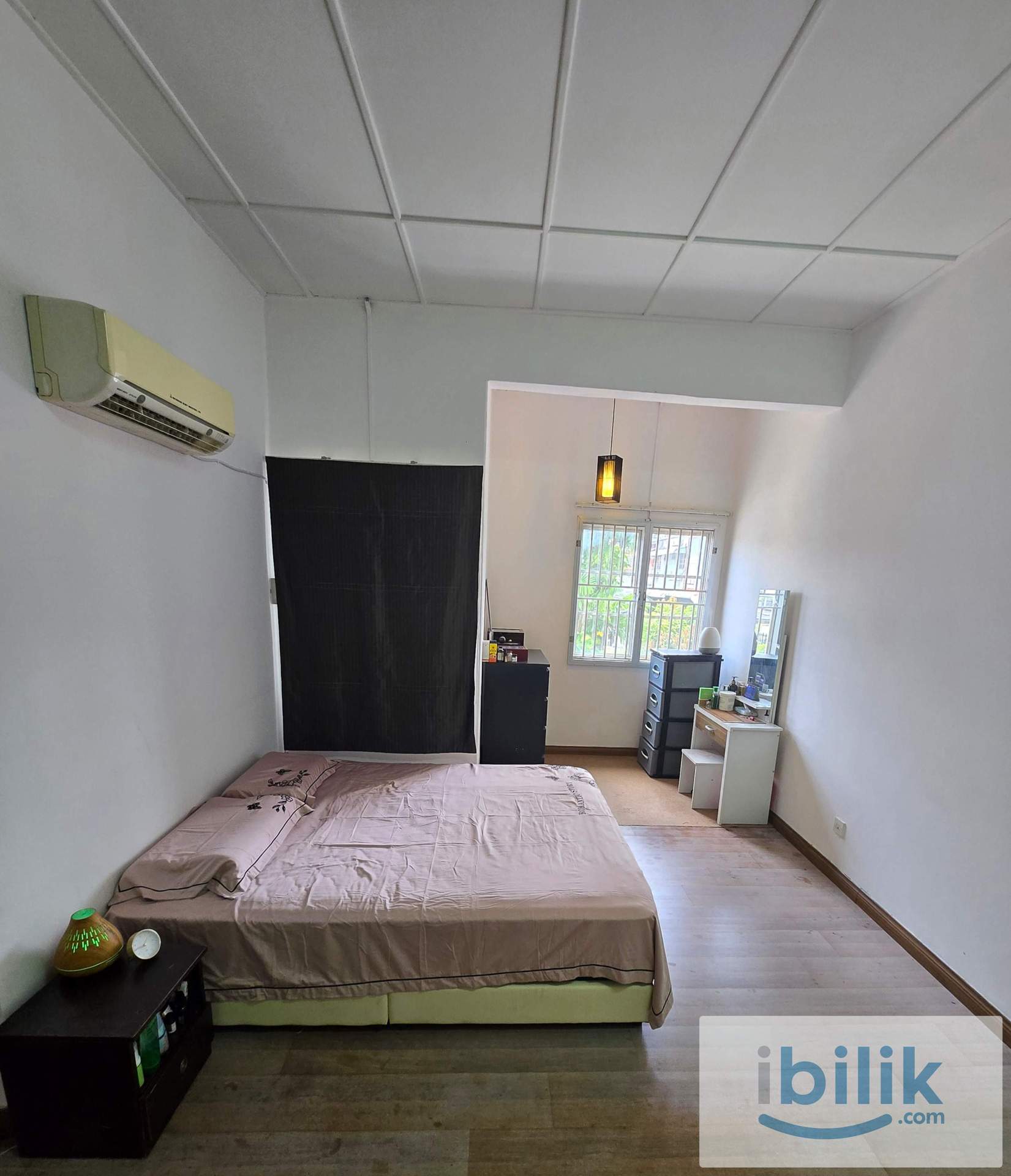 FEMALE Master Bedroom USJ Subang Jaya - Image 1
