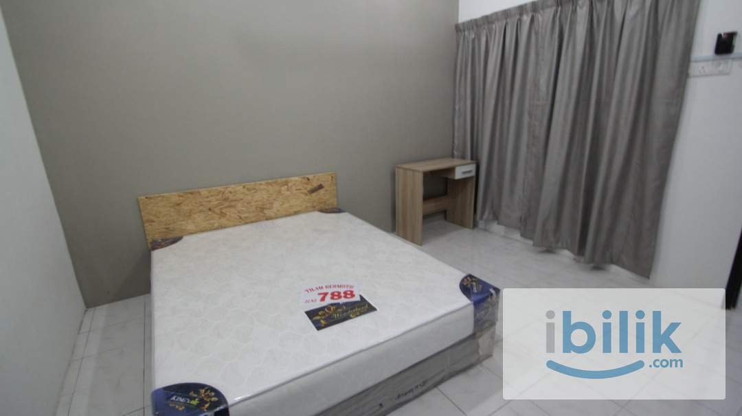 Queen Bed, AC(Original) - Image 4