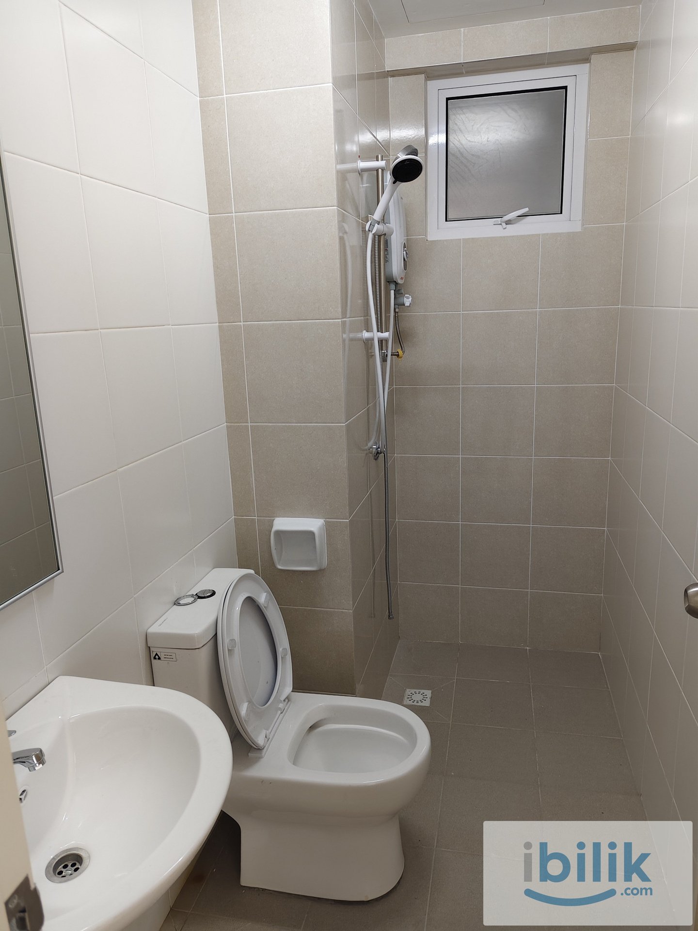Medium Room Havana Residence Bayan Lepas - Image 2