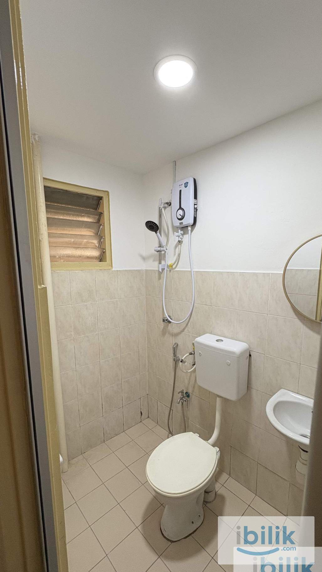 🏠 COZY & SPACIOUS ROOM for Muslim Female Bandar Sri Permaisuri - Image 5