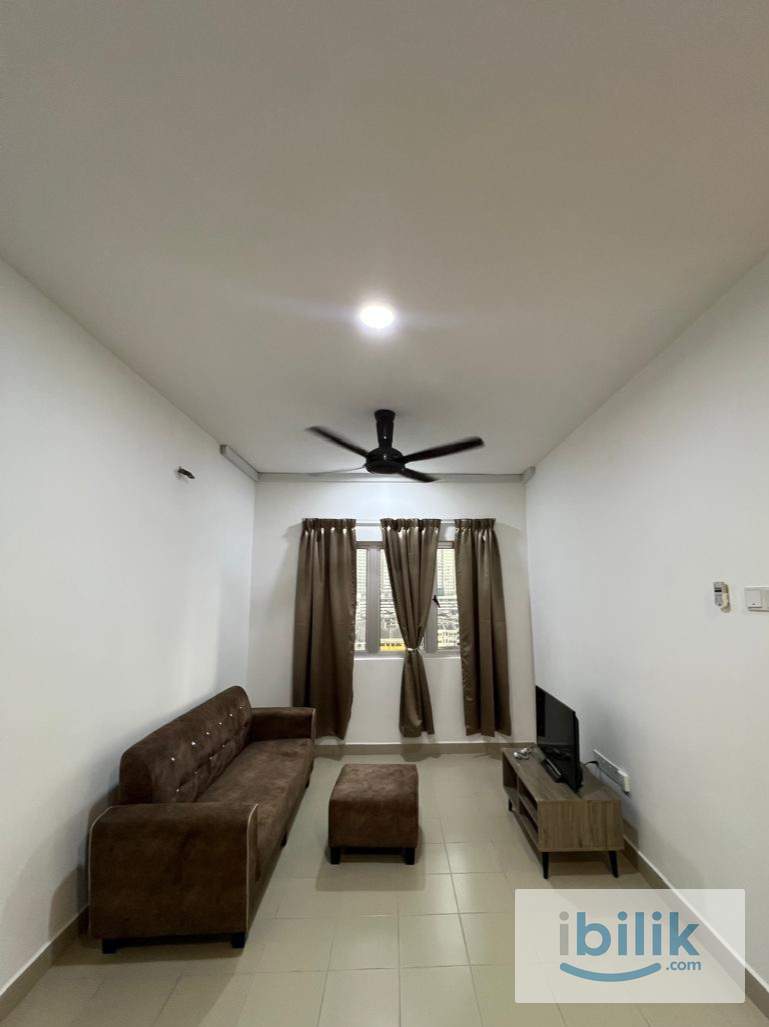 master room with private bathroom at pudu near lrt chan sow Lin  - Image 1