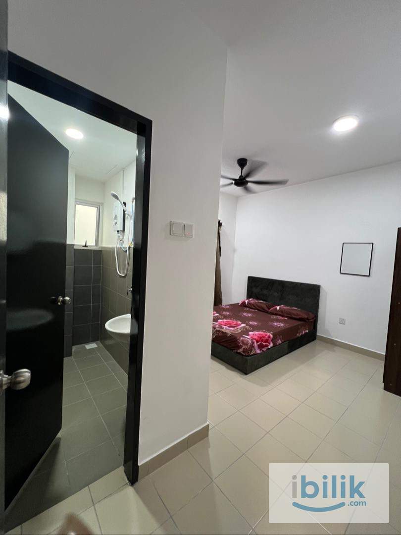 master room with private bathroom at pudu near lrt chan sow Lin  - Image 7