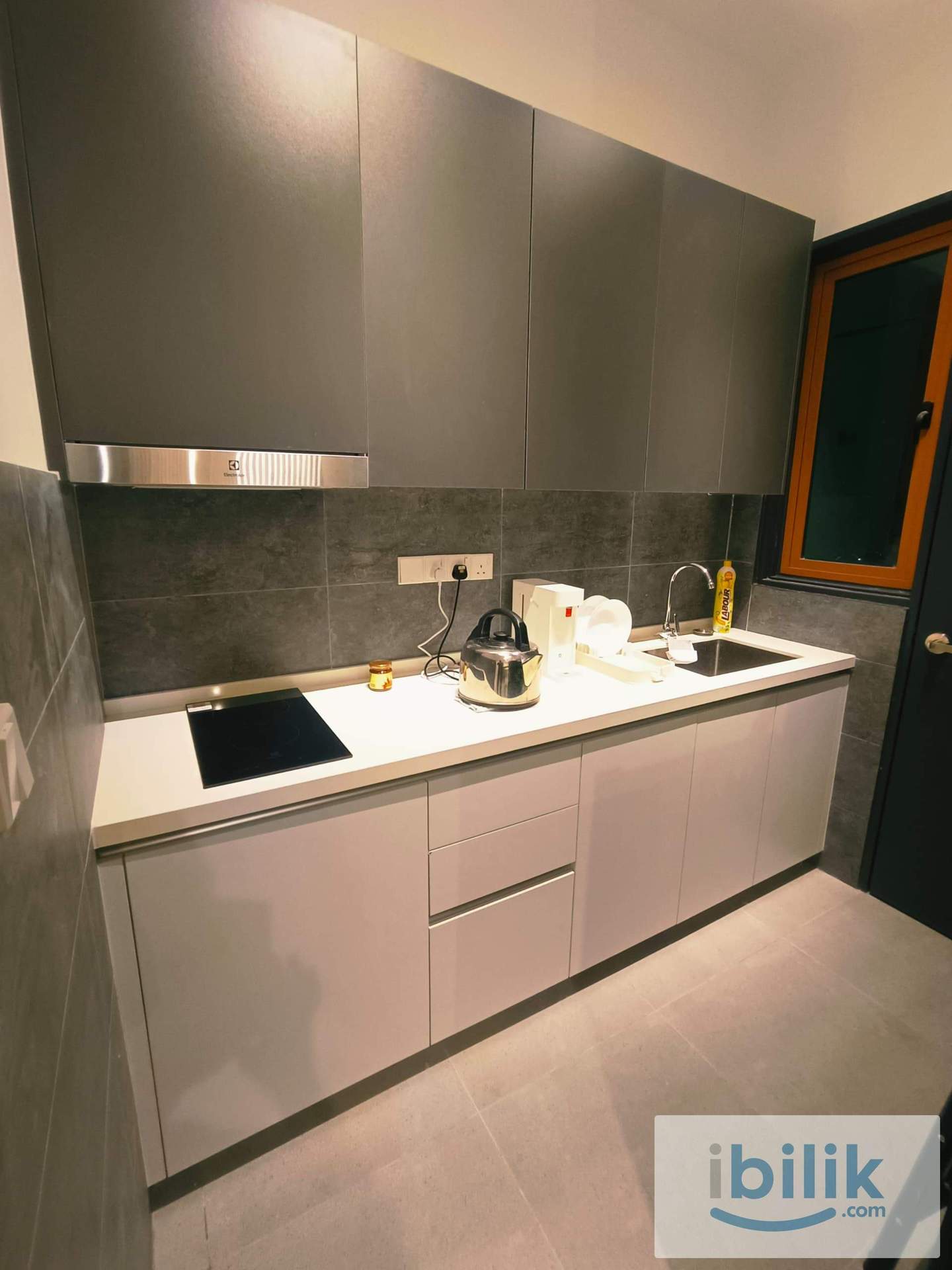 Jrk convena middle room available ,walking distance to lrt muhibbah ,apu & imu students - Image 3