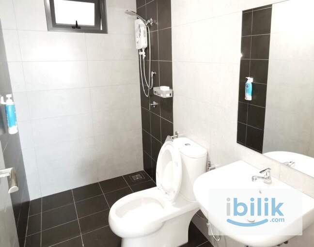 Condo: Drive to Work I Room at Bukit Serdang - Image 5