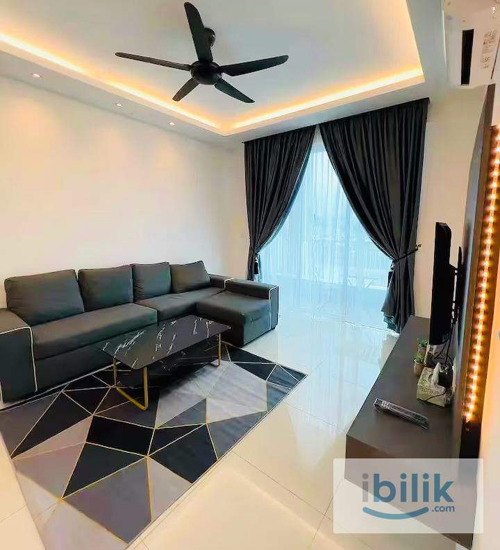 Girls House, Bayan Villa. Private Bathroom, Olive Hill  - Image 2