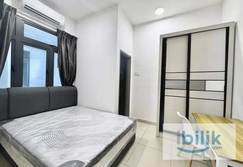 Master Room Condo, Drive to Work - Image 1