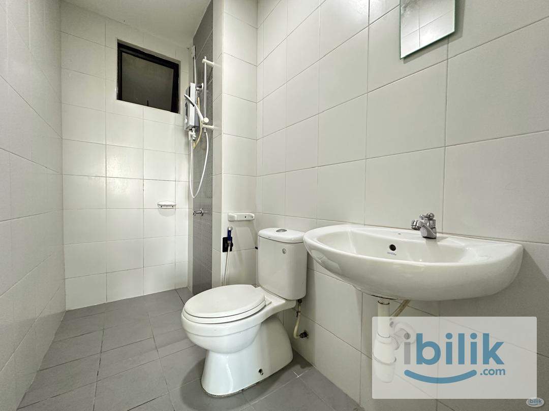 Condo. Middle Room, Equine Park near AEON - Image 4