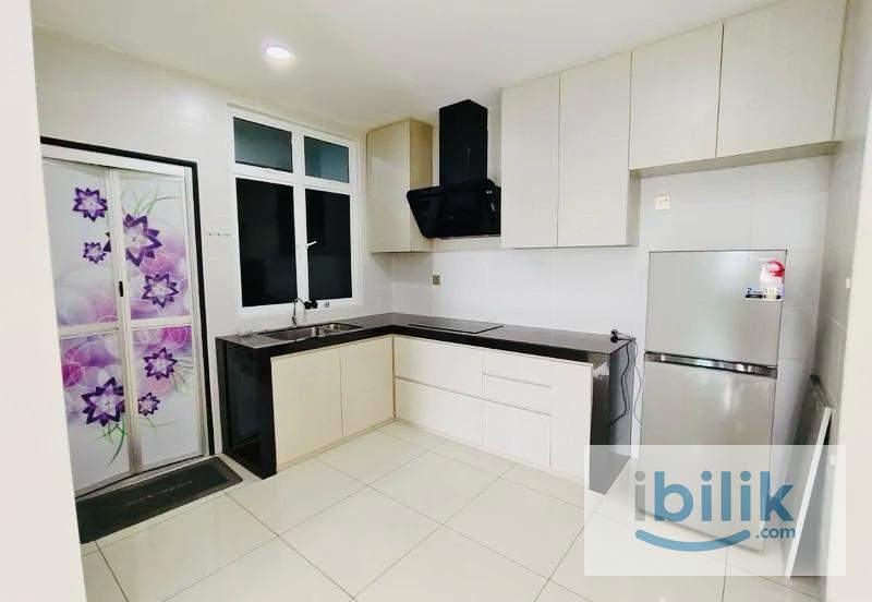 Bus to MRT One South, Middle Room, Pavilion 2 Bukit Jalil - Image 3