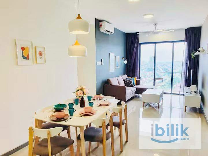 Drive to Work, Master Room at Taman Taming Jaya, Balakong - Image 2