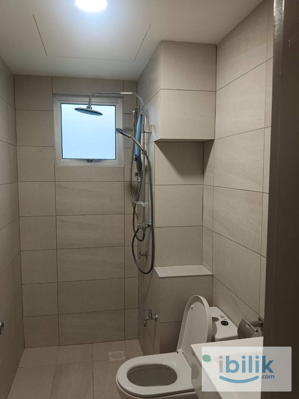 Near TARUMT! Platinum Casa Danau Master Room!  - Image 2