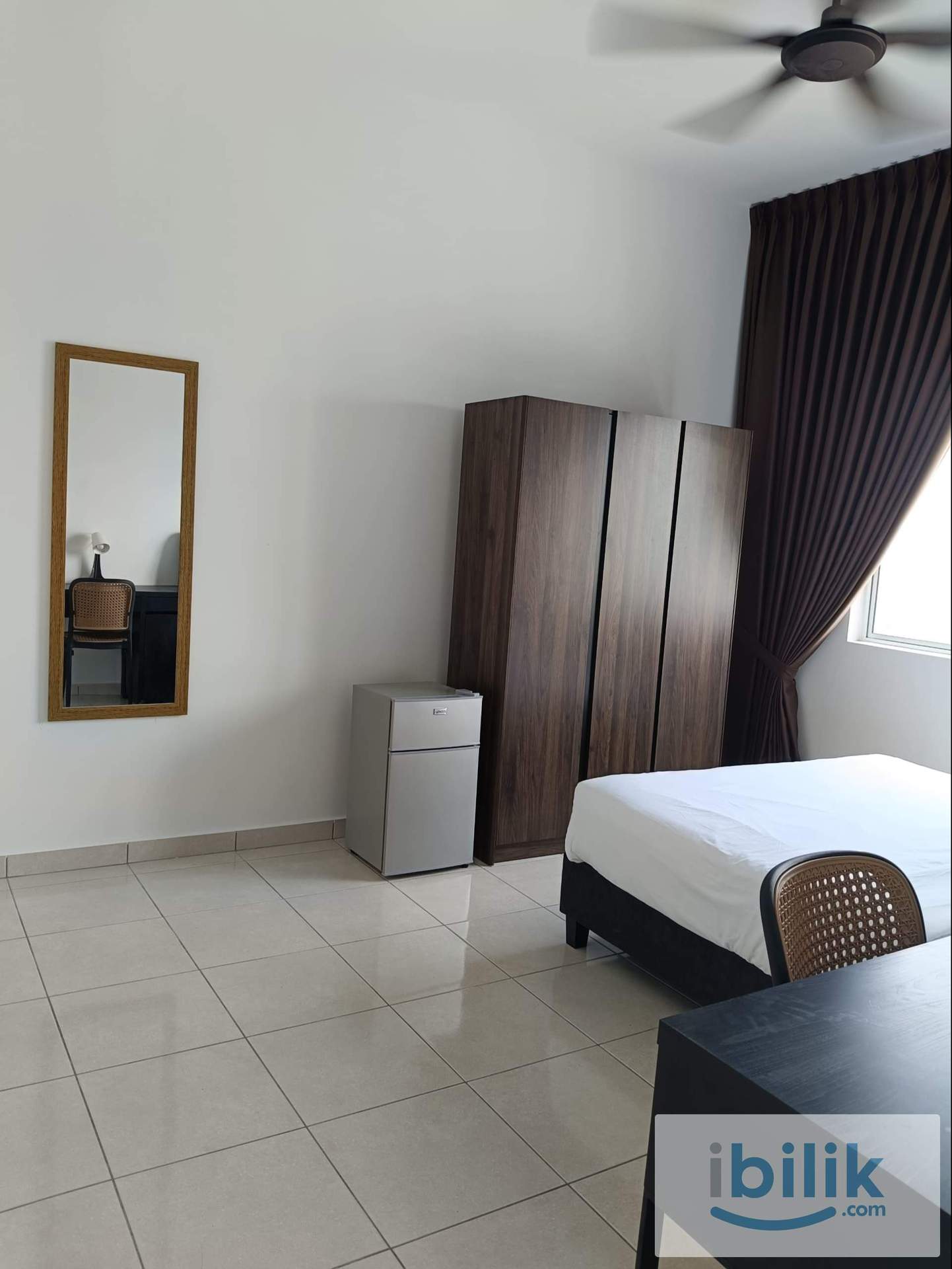 Middle Room | Meta Residence| 300 metres to MRT Putra Permai - Image 2