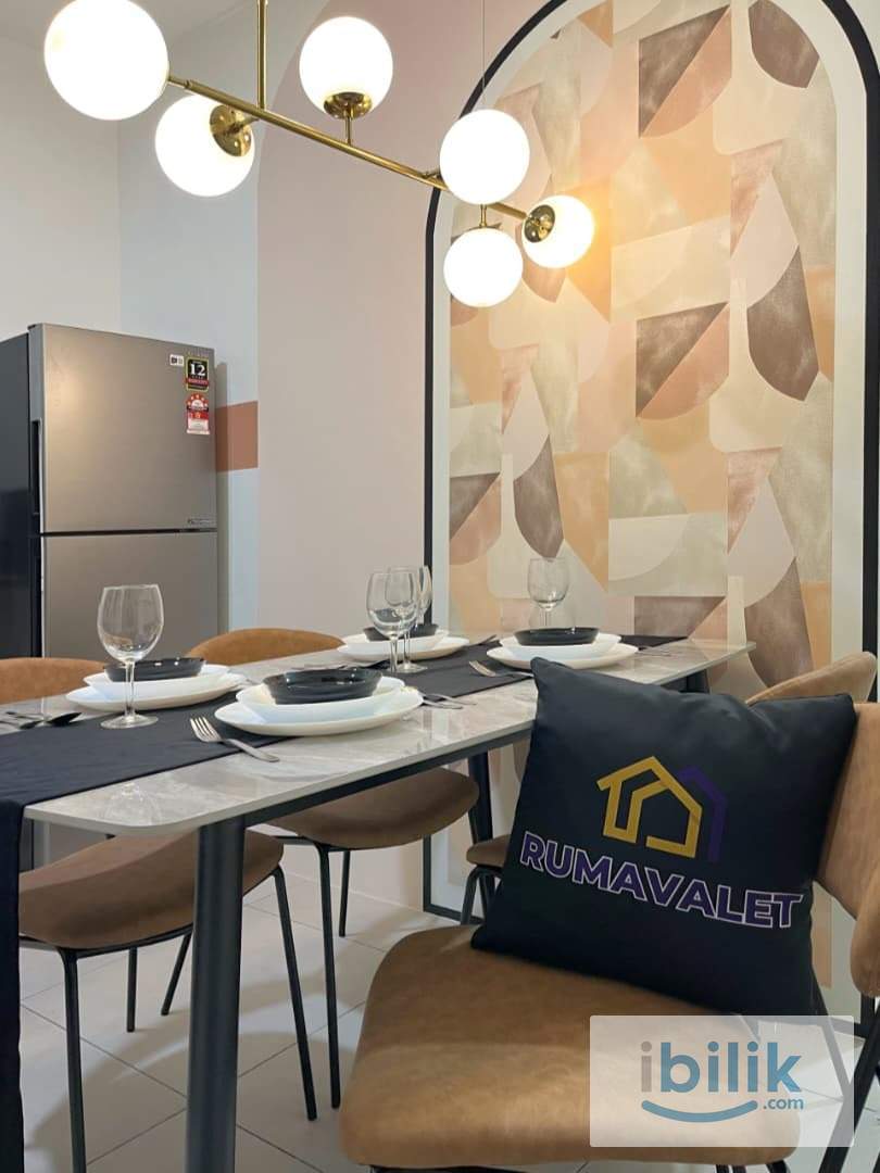 Middle Room | Meta Residence| 300 metres to MRT Putra Permai - Image 3