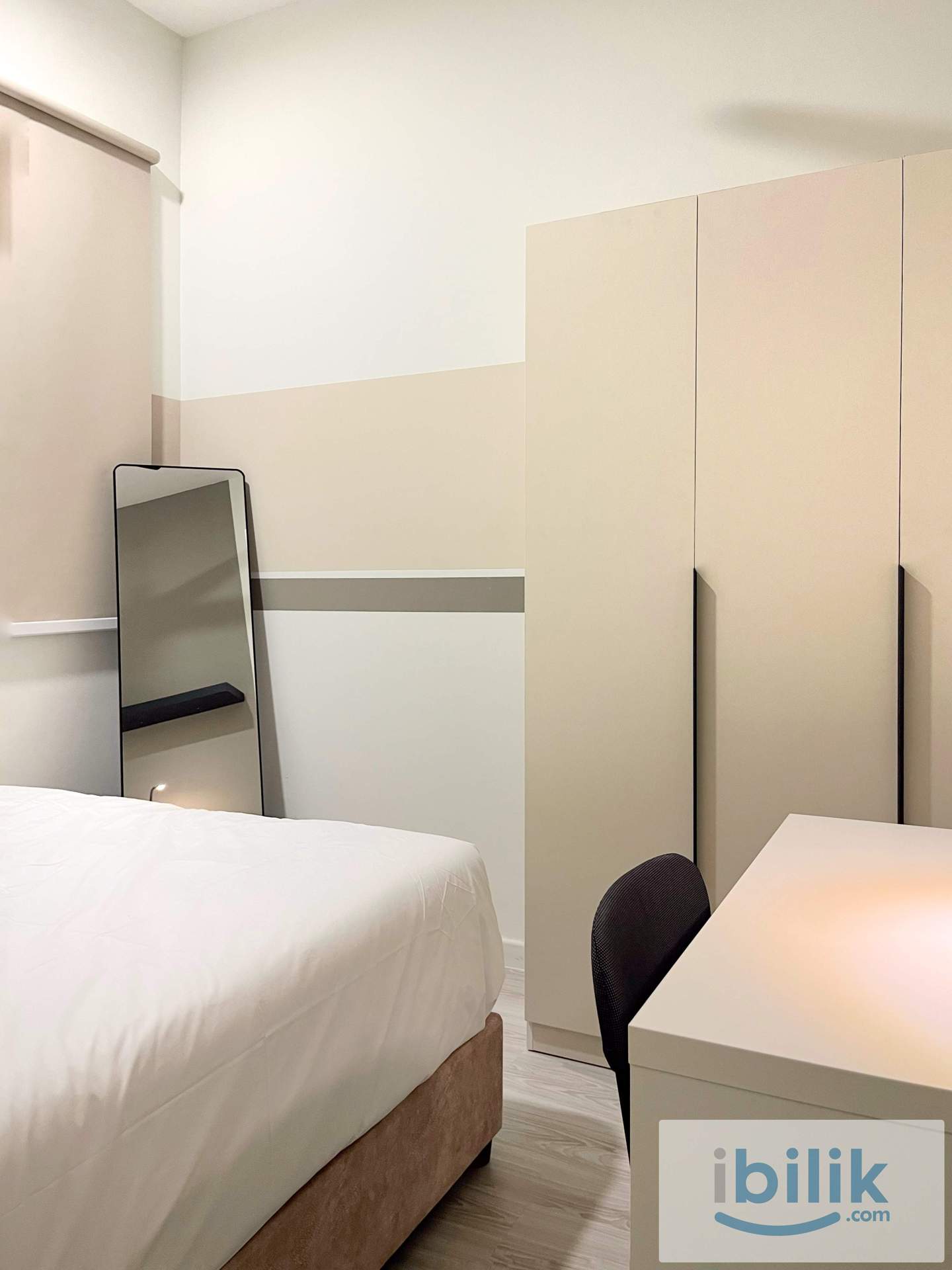Middle Room | Meta Residence | 300 metres to MRT Putra Permai - Image 4