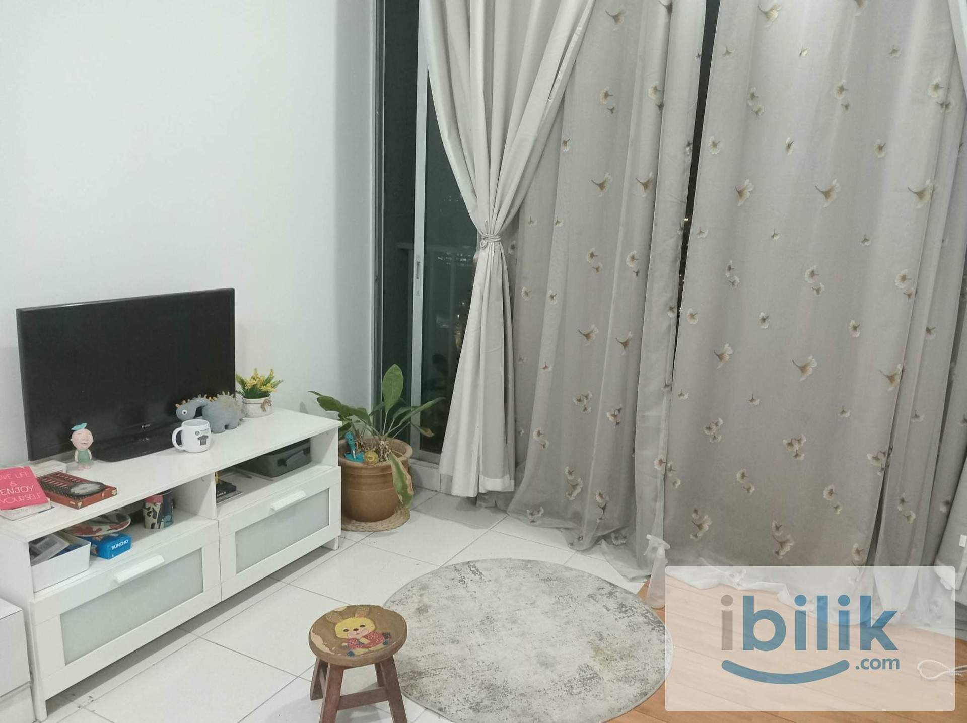 Middle Room at Damansara Damai, Petaling Jaya. - Image 4