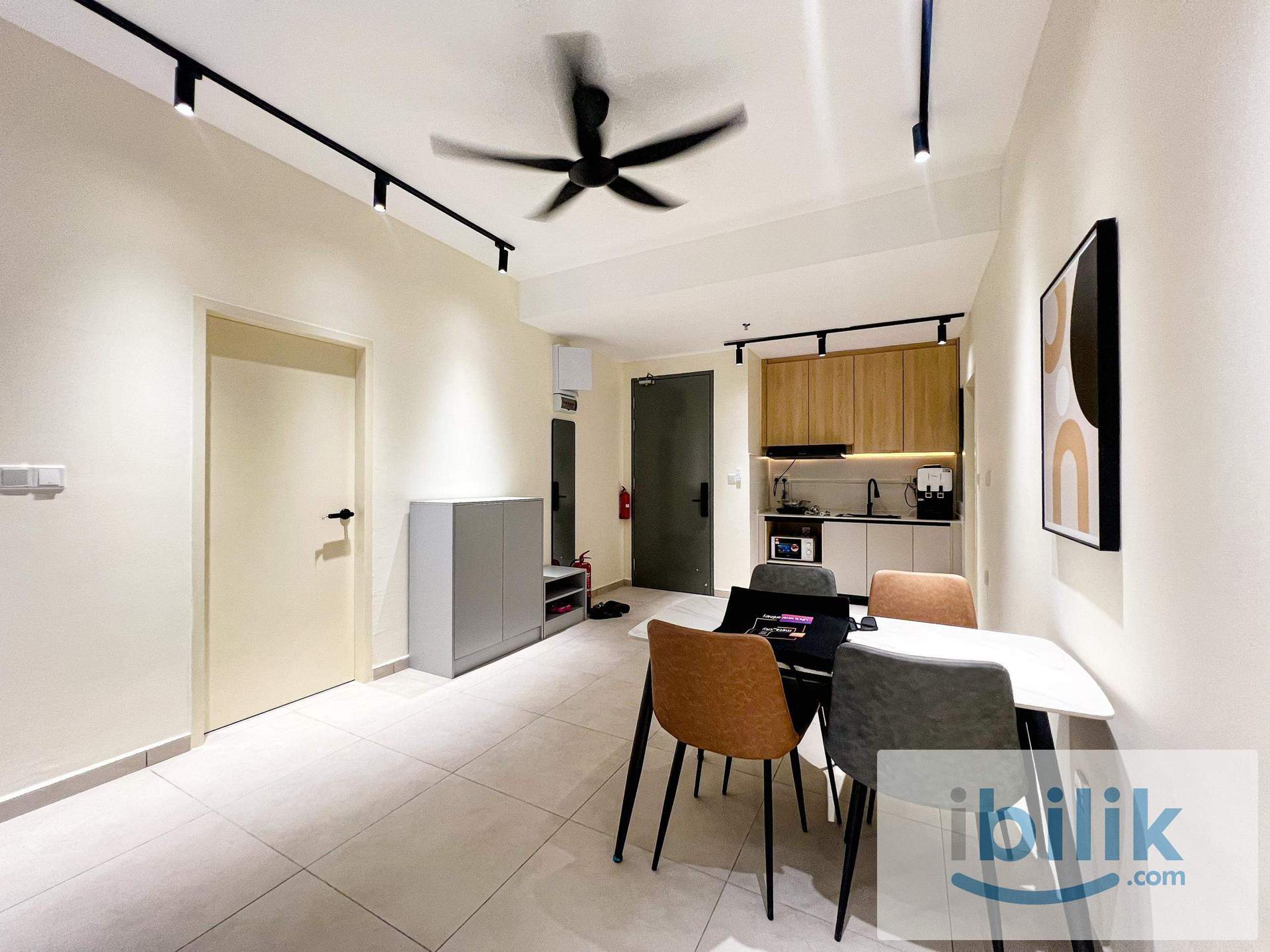 Premium Medium Room | 2 Min to MRT Putra Permai - Image 6