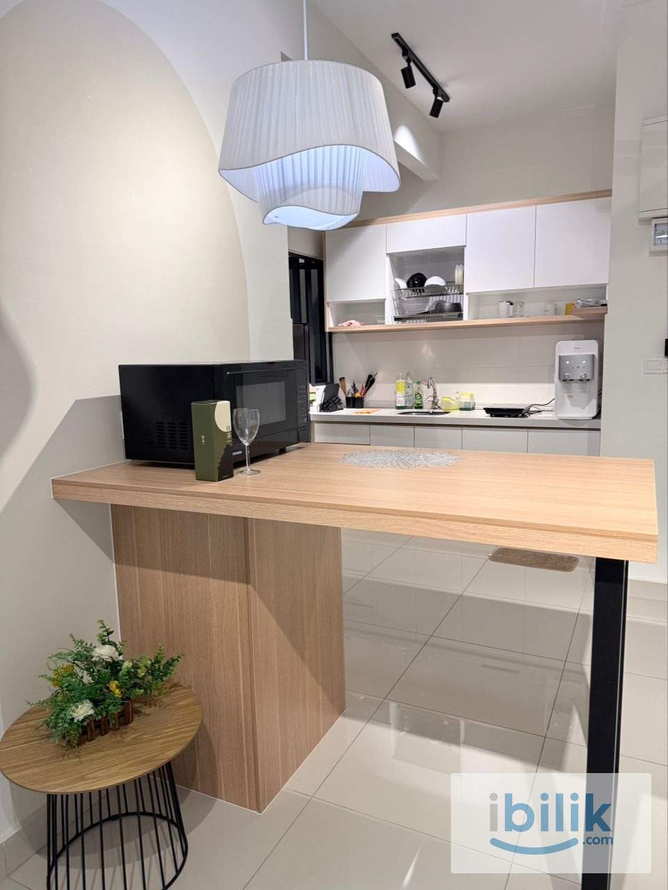 Single Room - Image 8
