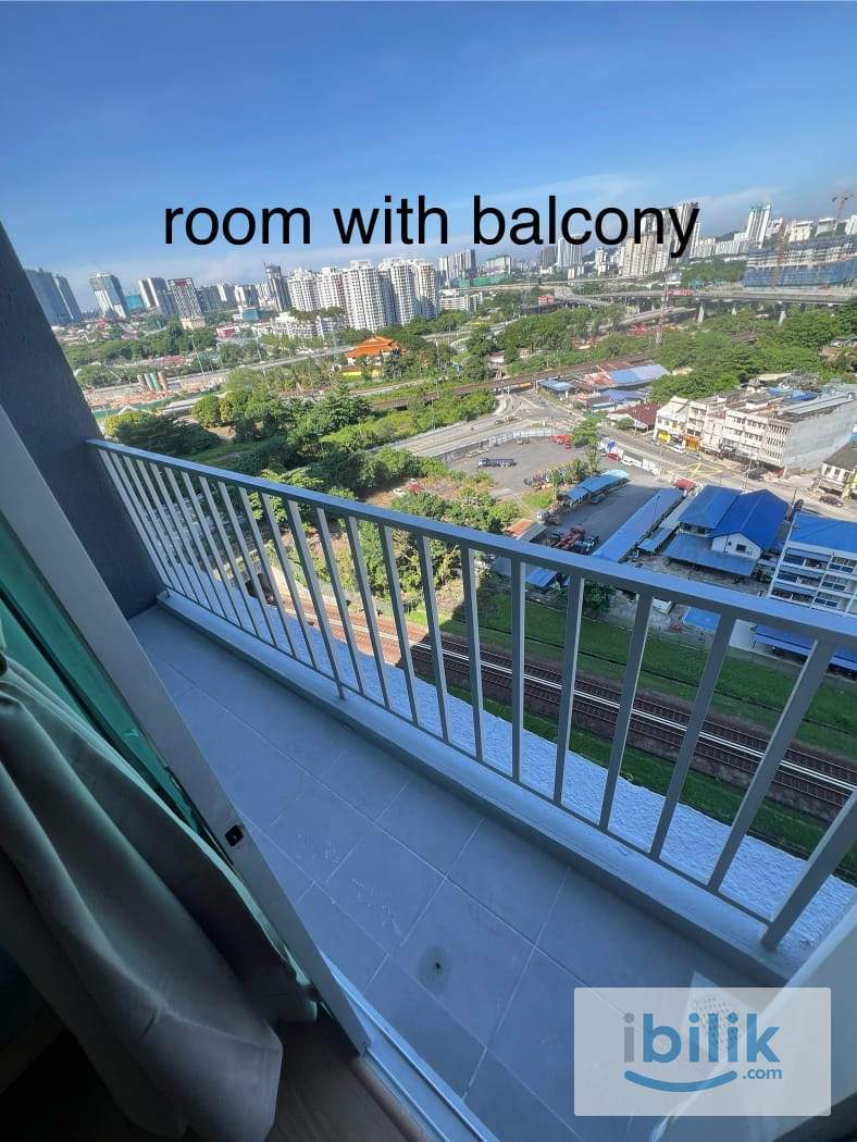 Balcony Room - Near LRT Salak Selatan - Image 4