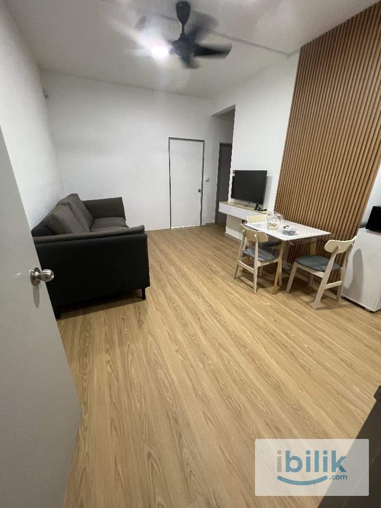 Balcony Room - Near LRT Salak Selatan - Image 5