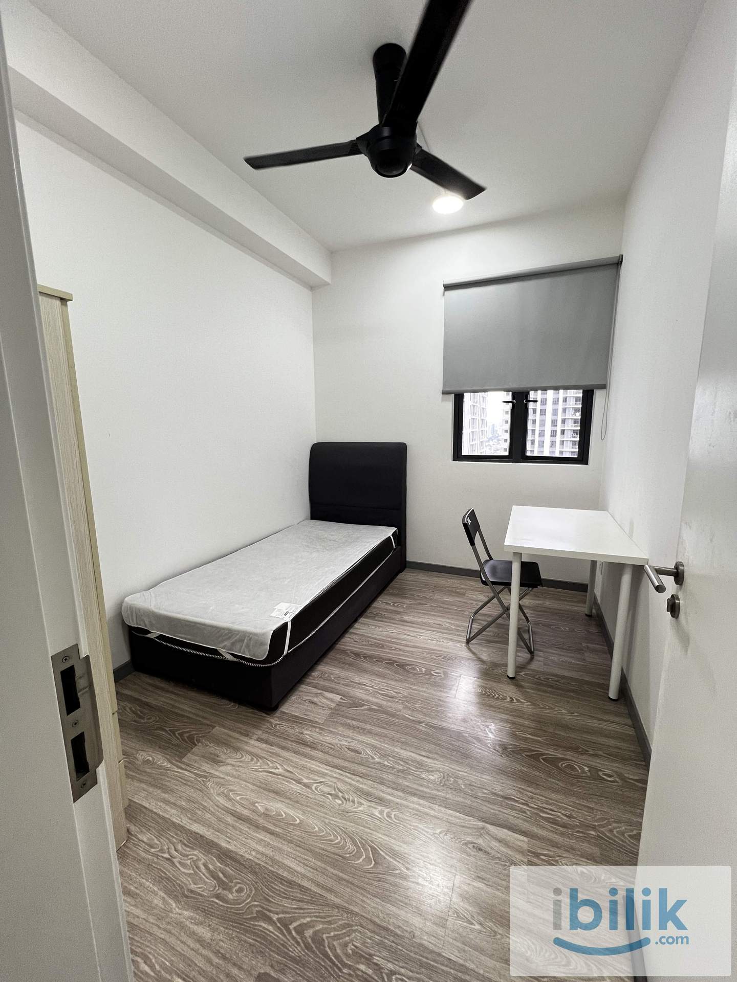 Middle Room (B2) | Mix Gender Unit - Image 1