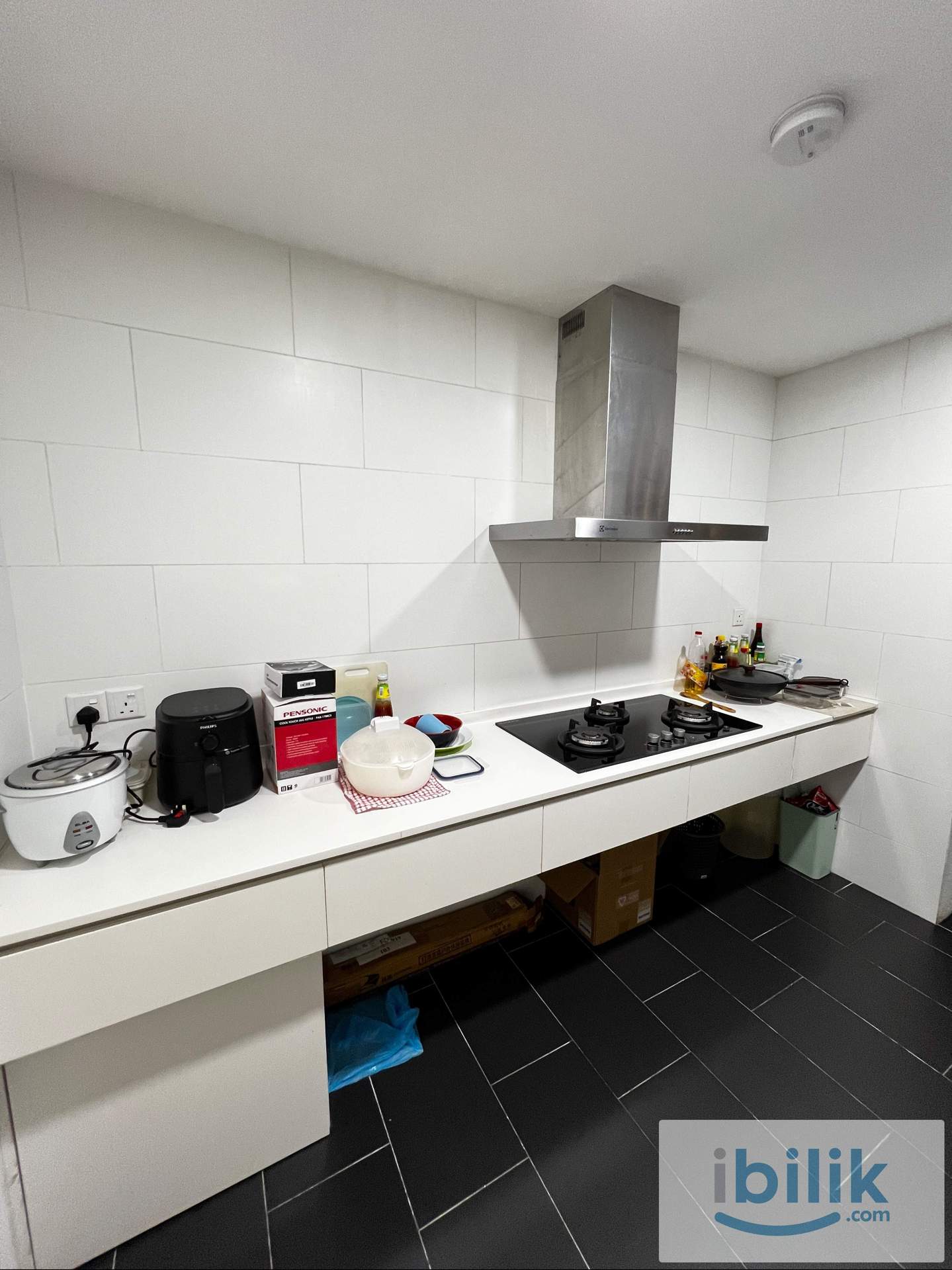 SqWhere Middle Room (Mix Gender Unit) - Image 4