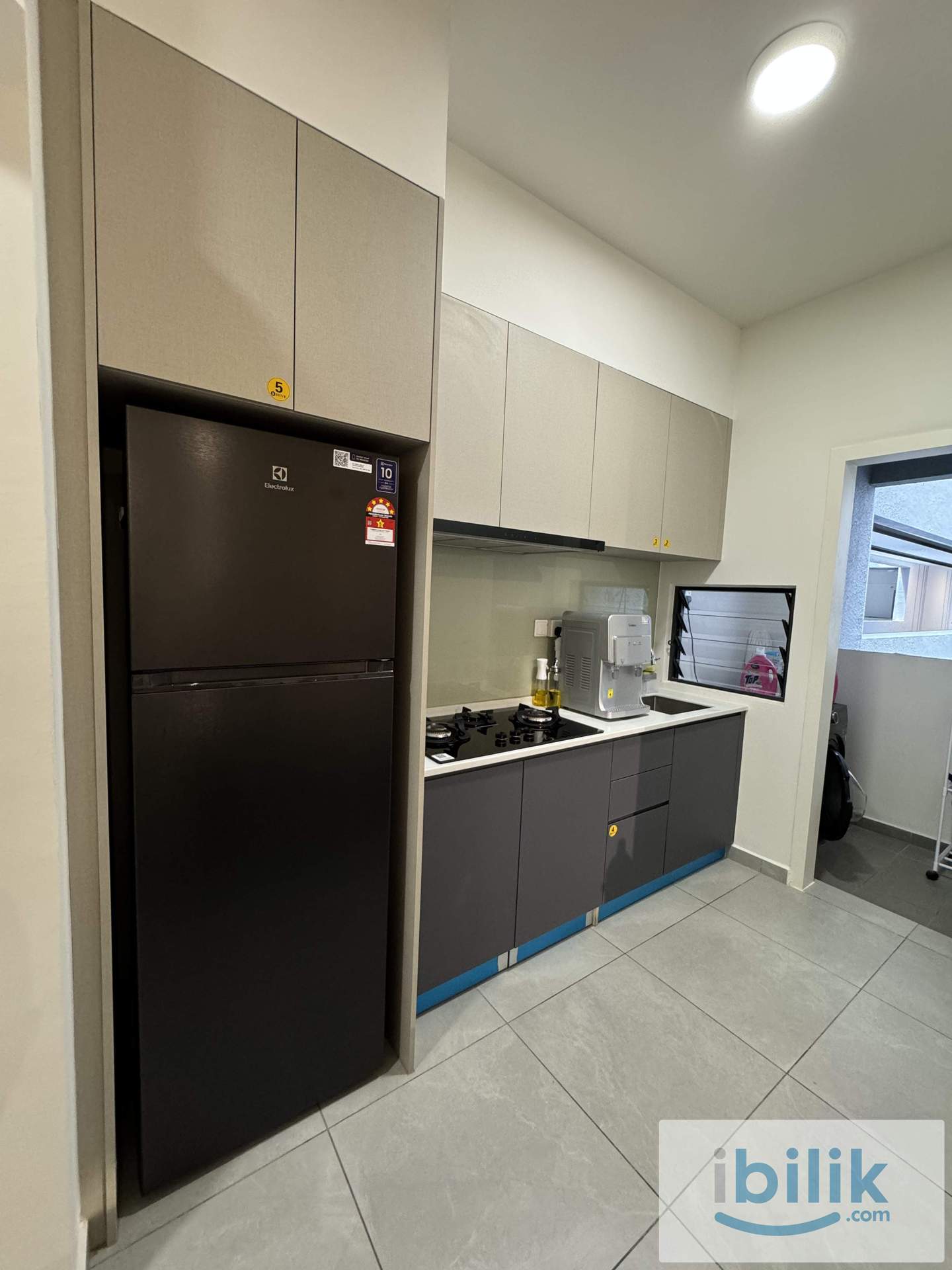 D'Ivo Residence | Middle Room | Ready Move In - Image 3