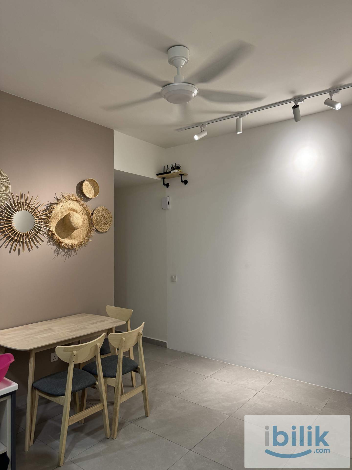 D'Ivo Residence | Middle Room | Ready Move In - Image 2