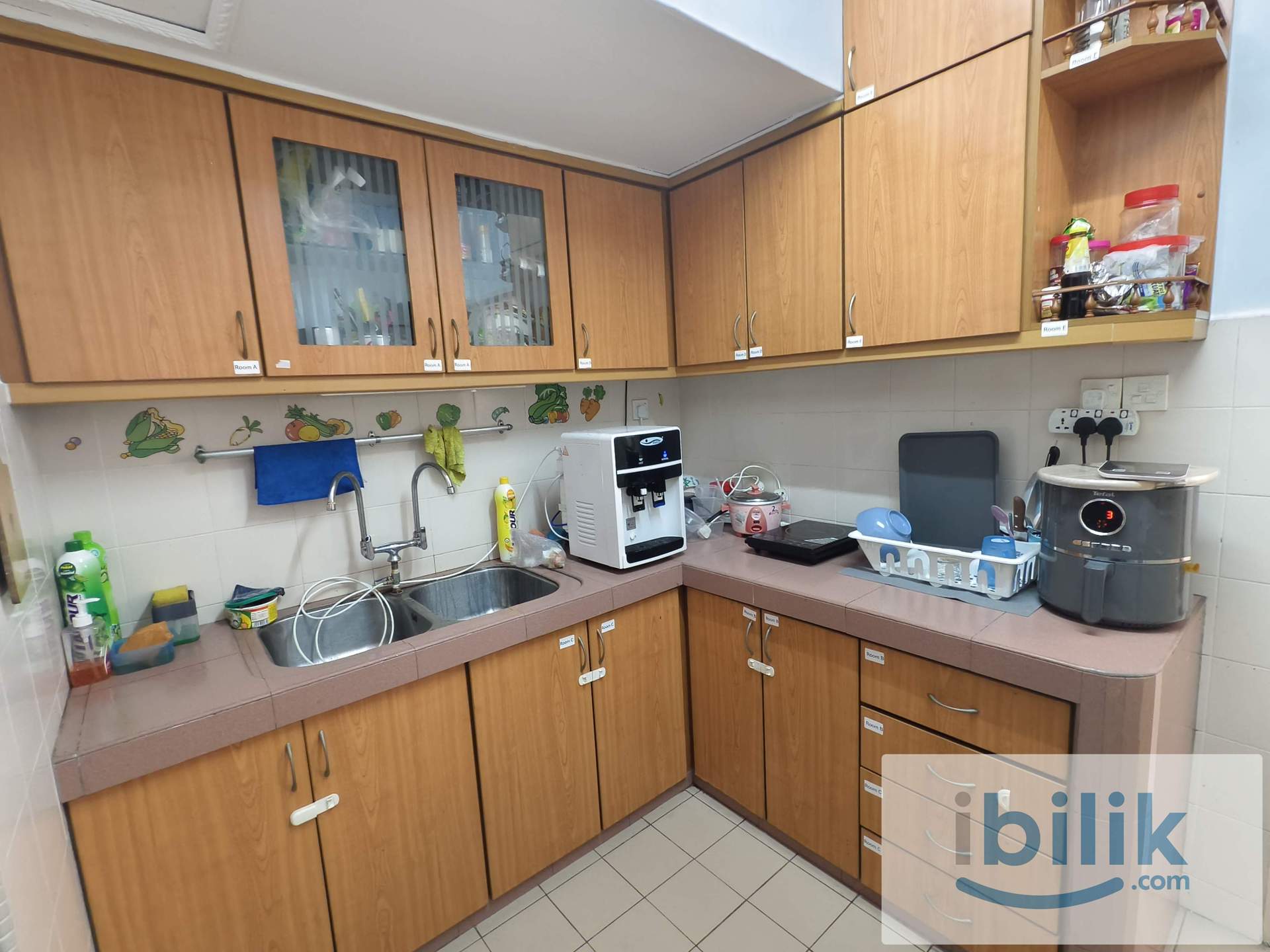  𝐃'𝐀𝐌𝐀𝐍 𝐂𝐑𝐈𝐌𝐒𝐎𝐍 Master Room 🟠 Fully Furnished Ready Move In - Image 6