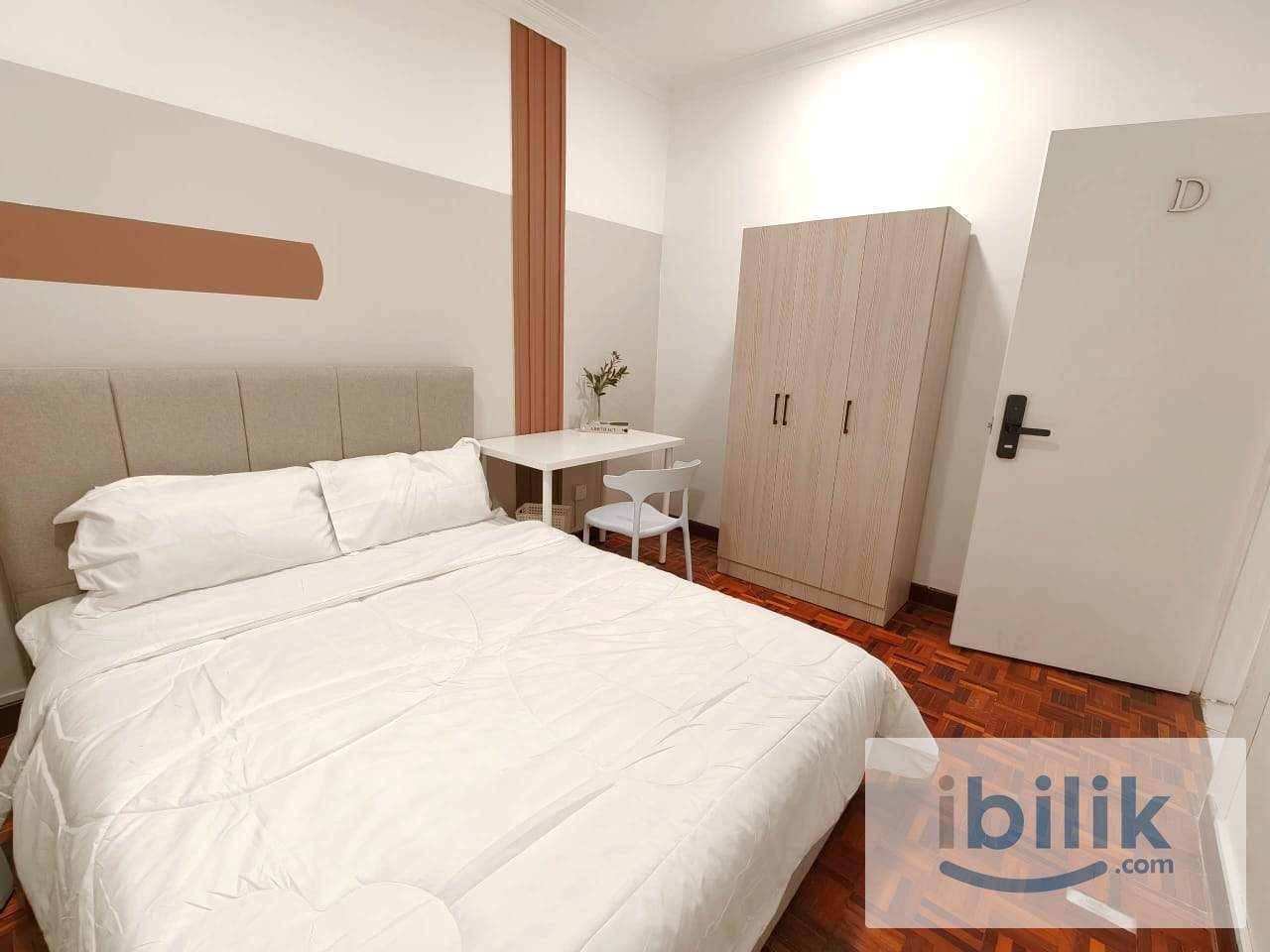 🙎🏻‍♀️  𝐏𝐮𝐧𝐜𝐚𝐤 𝐃𝐚𝐦𝐚𝐧𝐬𝐚𝐫𝐚 | Female Unit Middle Room | Next to LRT 3 - Image 1