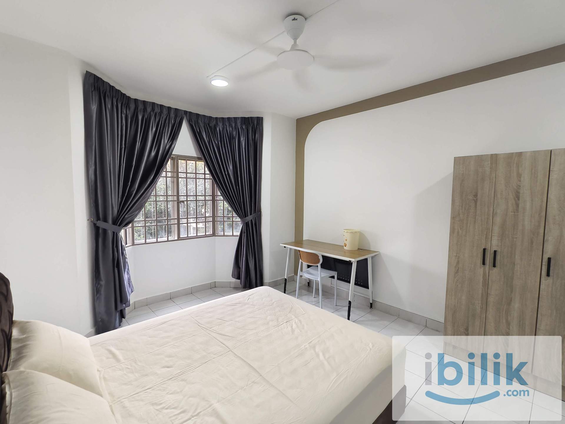 𝐏𝐮𝐧𝐜𝐚𝐤 𝐒𝐞𝐫𝐢 𝐊𝐞𝐥𝐚𝐧𝐚| Master Room Attached Private Bathroom | Next to CITTA Mall - Image 2