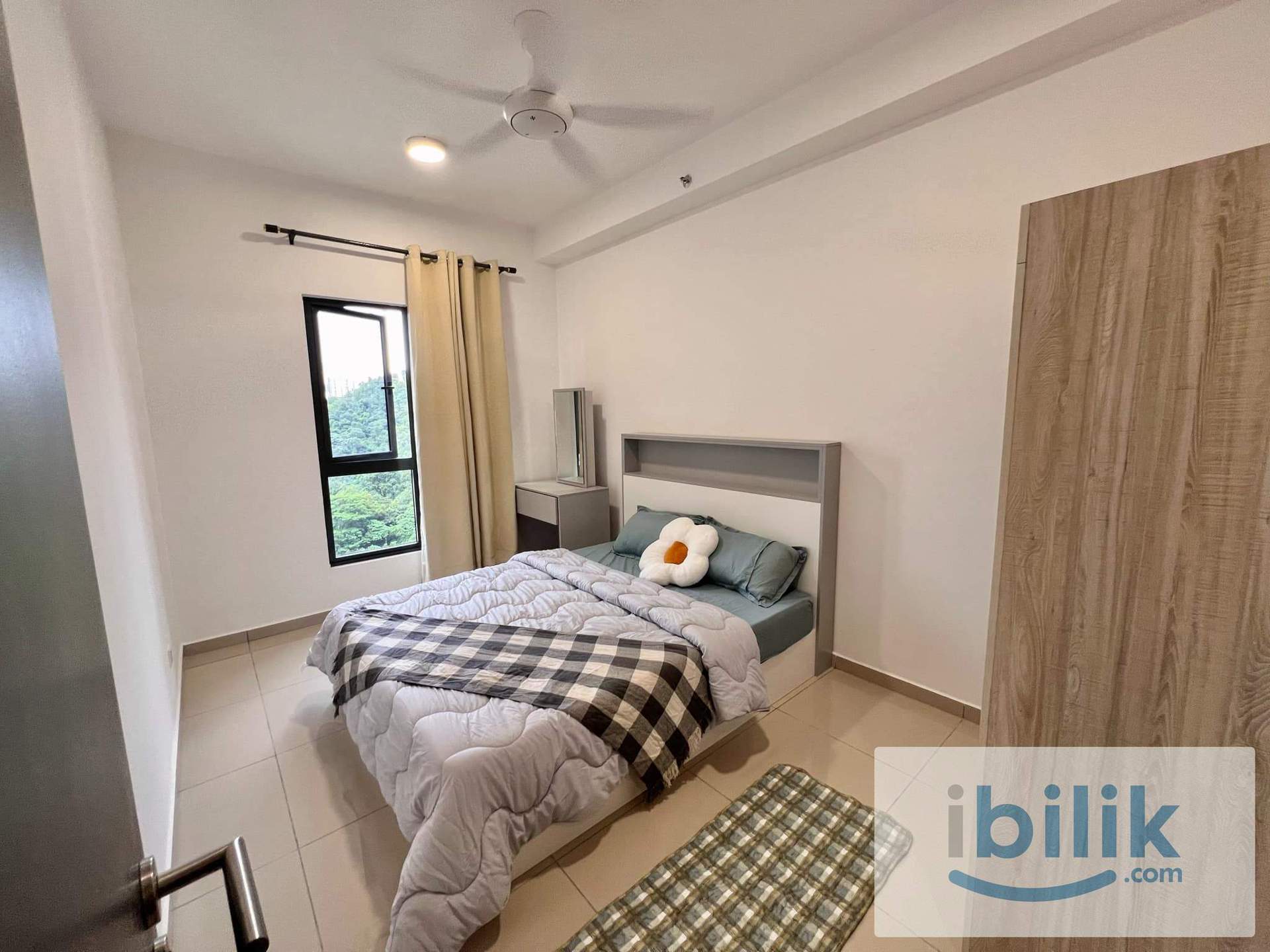 LUXURY Medium/Single Room for rent at D'Quince Residence Damansara Perdana near Empire City Ikea 1Utama Hospital - Image 1