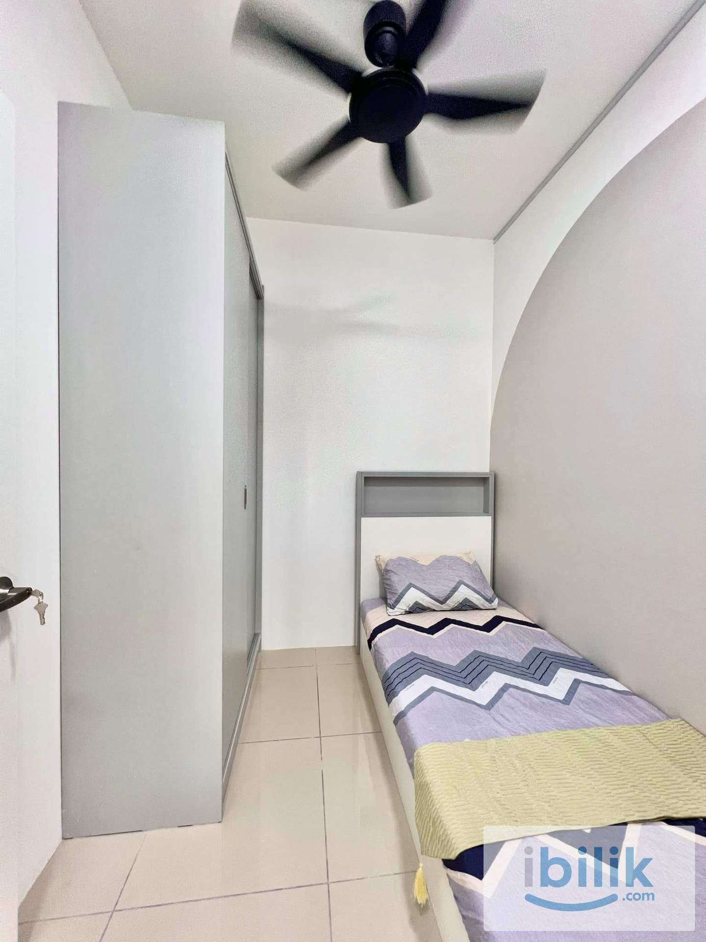 LUXURY Medium/Single Room for rent at D'Quince Residence Damansara Perdana near Empire City Ikea 1Utama Hospital - Image 3