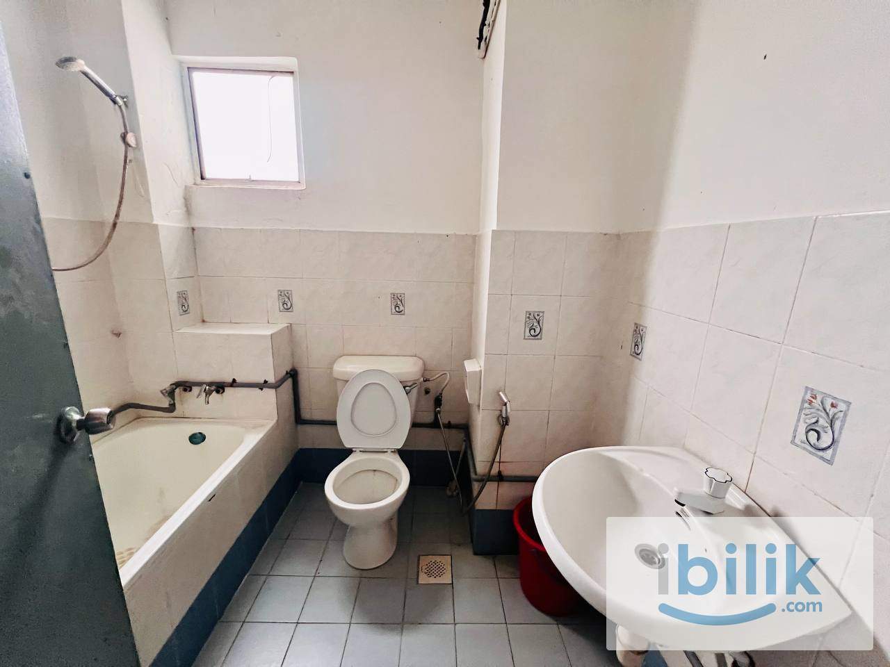 5Min to Sunway Pyramid!Single room for rent at Ridzuan Condominium Bandar Sunway Near BRT KTM Restaurant Hospital Taylor - Image 3
