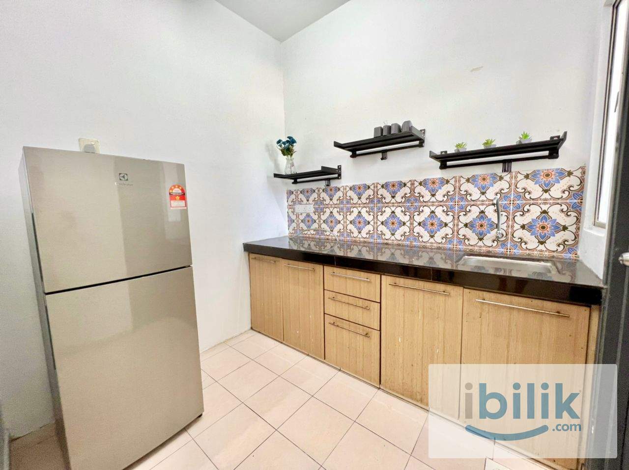 2Min walk to BRT!Single room for rent Casa Subang Usj 1 near Mydin Giant Damen Mall Hospital University - Image 4