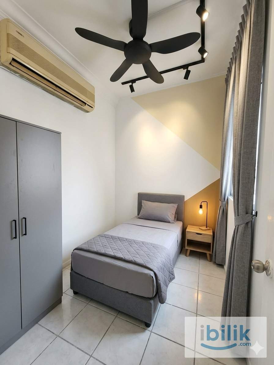 2Min Walk LRT Awan Besar!Room for rent at Bukit Oug Condominium Pavilion Bukit Jalil Restaurant Mall Hospital APU IMU - Image 9