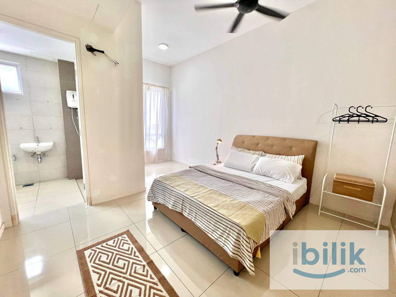 Medium/Single Room for rent at Fairfield Residence Tropicana Heights near UKM Mydin Bangi Lotus Restaurant - Image 1