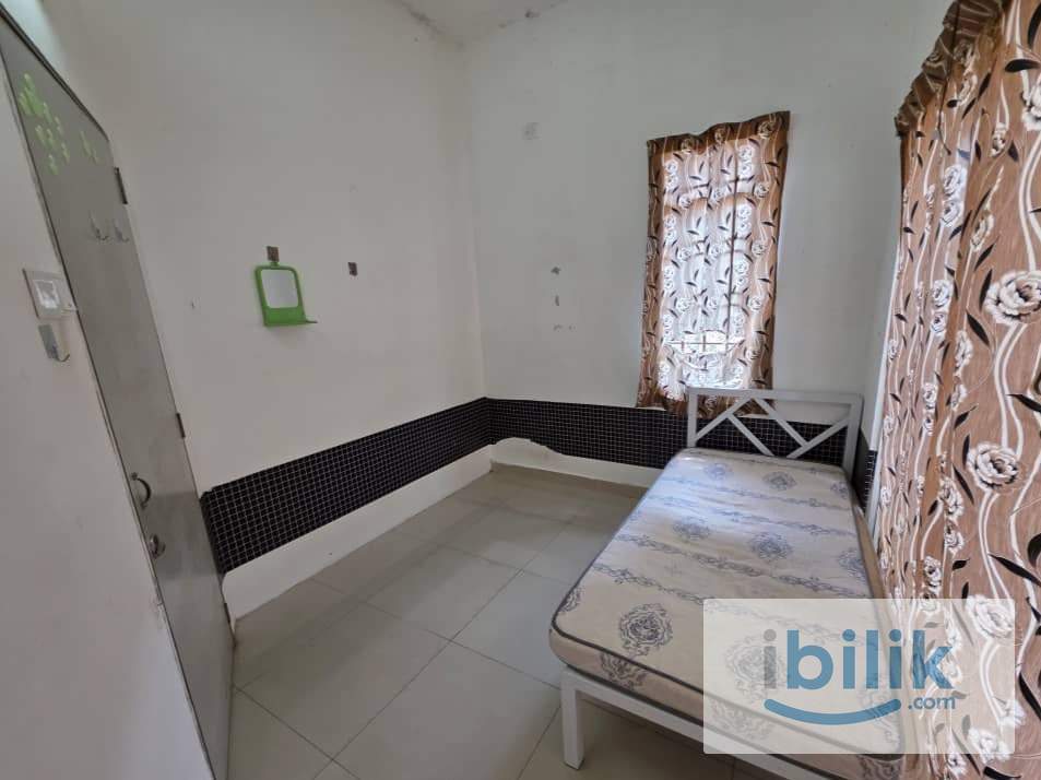 Single Room JALAN 4/5A LAKE VISTA,, Puchong - Image 2