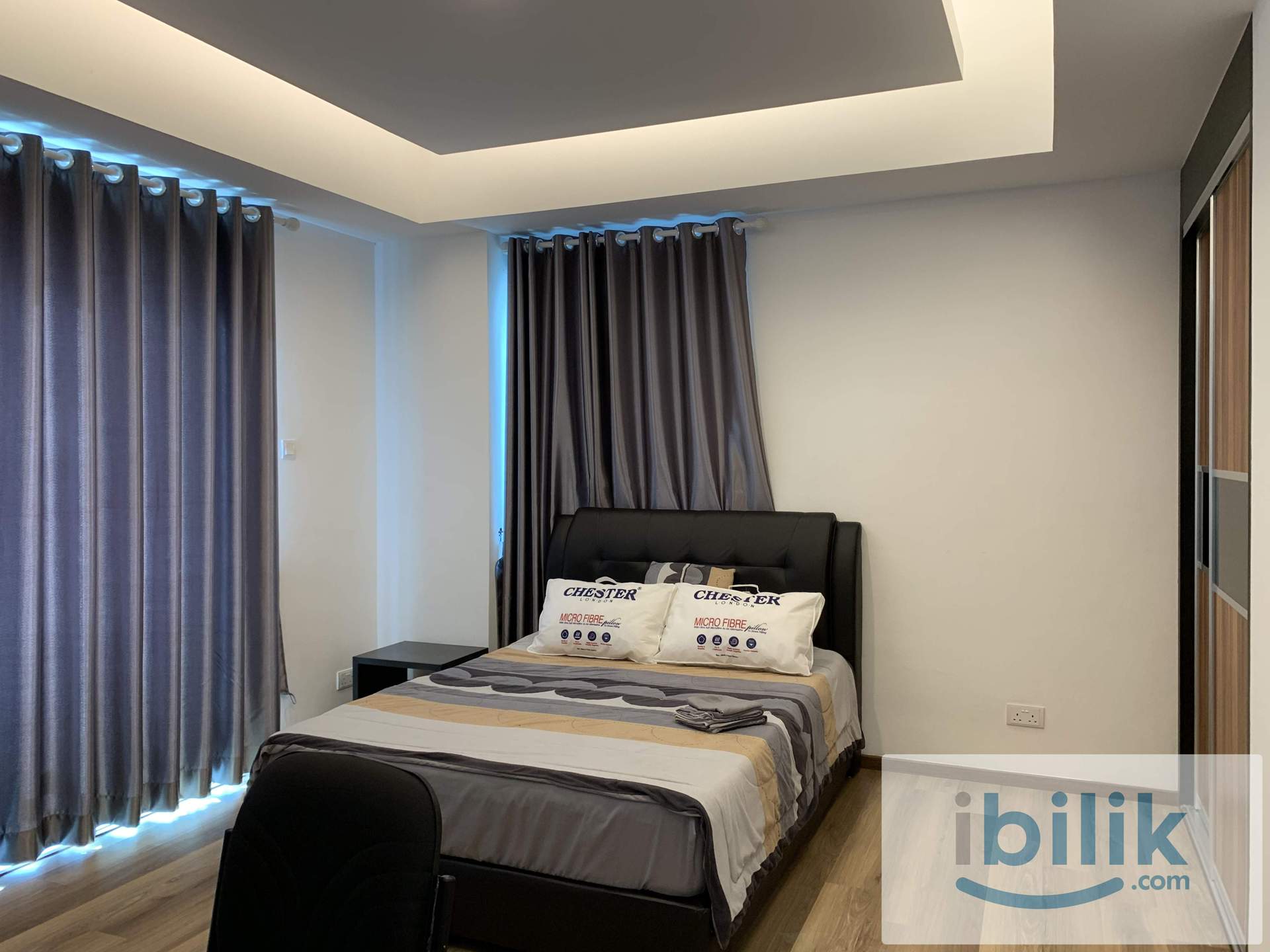 Studio Apartment with 2 Balconies - Image 3