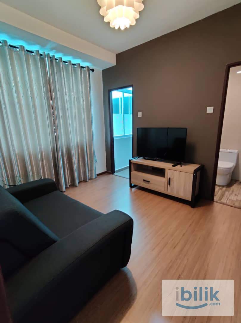 Serene Heights Studio with Large Kitchen  - Image 4