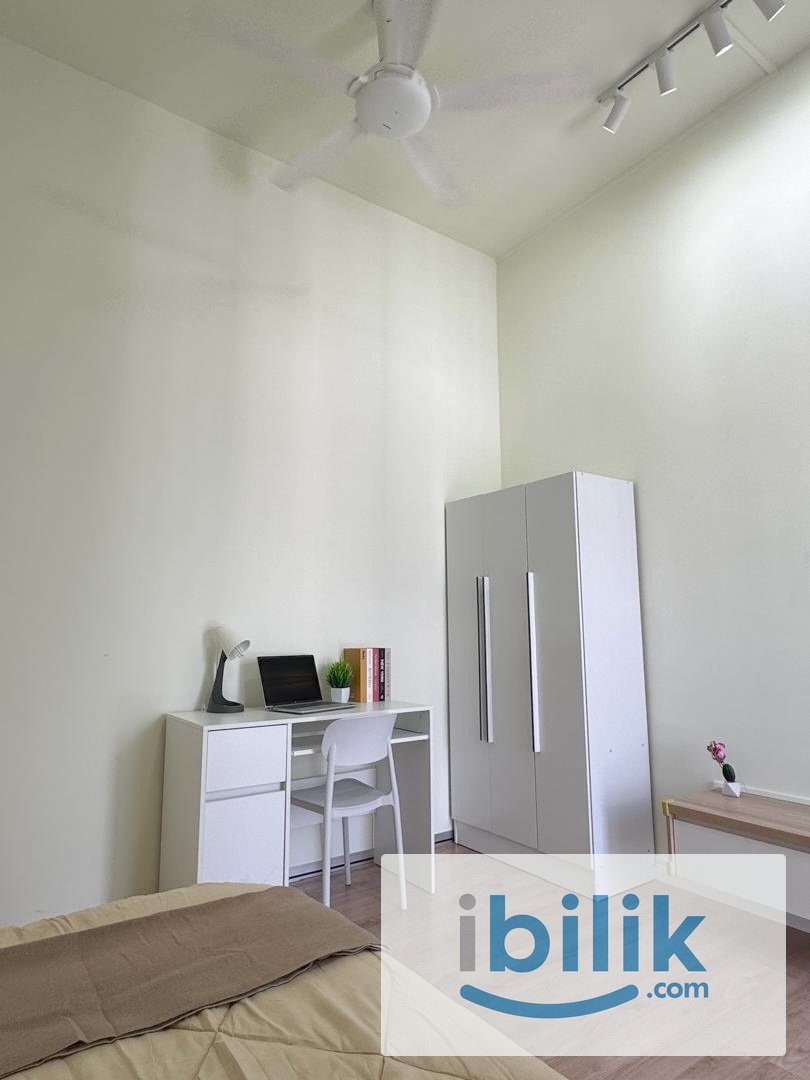 🌈Premium 💫 Double Single Room with Balcony - Fully Furnished @ Seksyen 13 Near MSU - Image 3
