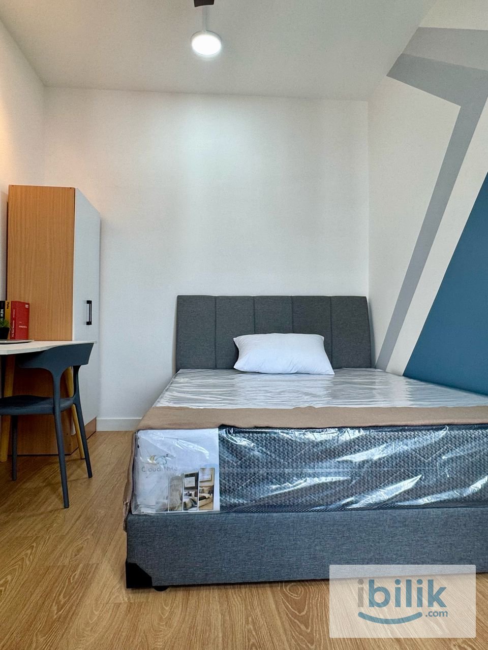 🎯PROMOTION! HIGH SPEED INTERNET Medium Room📍EduMetro, USJ 1, Subang, NEW 10” Mattress  Aircond  - Image 2