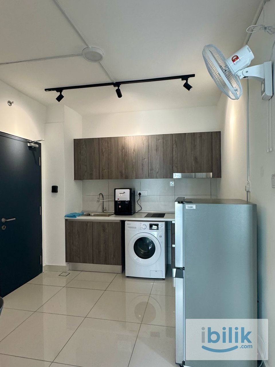 🔥EduMetro, USJ 1, Subang, Medium Room🔥Fully Furnish NEW Aircond Wardrobe Table Chair Mattress - Image 4