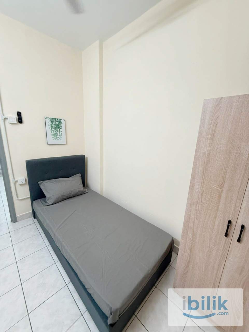 Single Room for Female in Pelangi Damansara | Female Unit | Near MRT - Image 1
