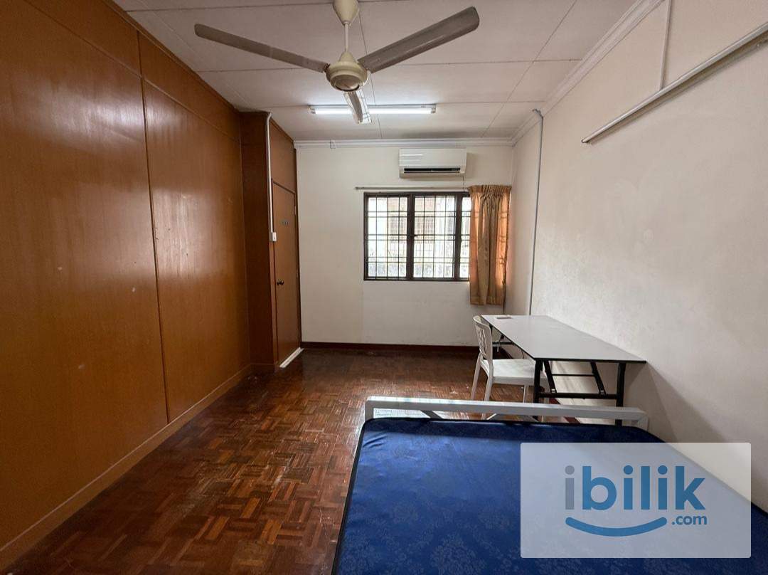 Low Deposit❗Middle room for Rent at Bandar Utama - Image 4