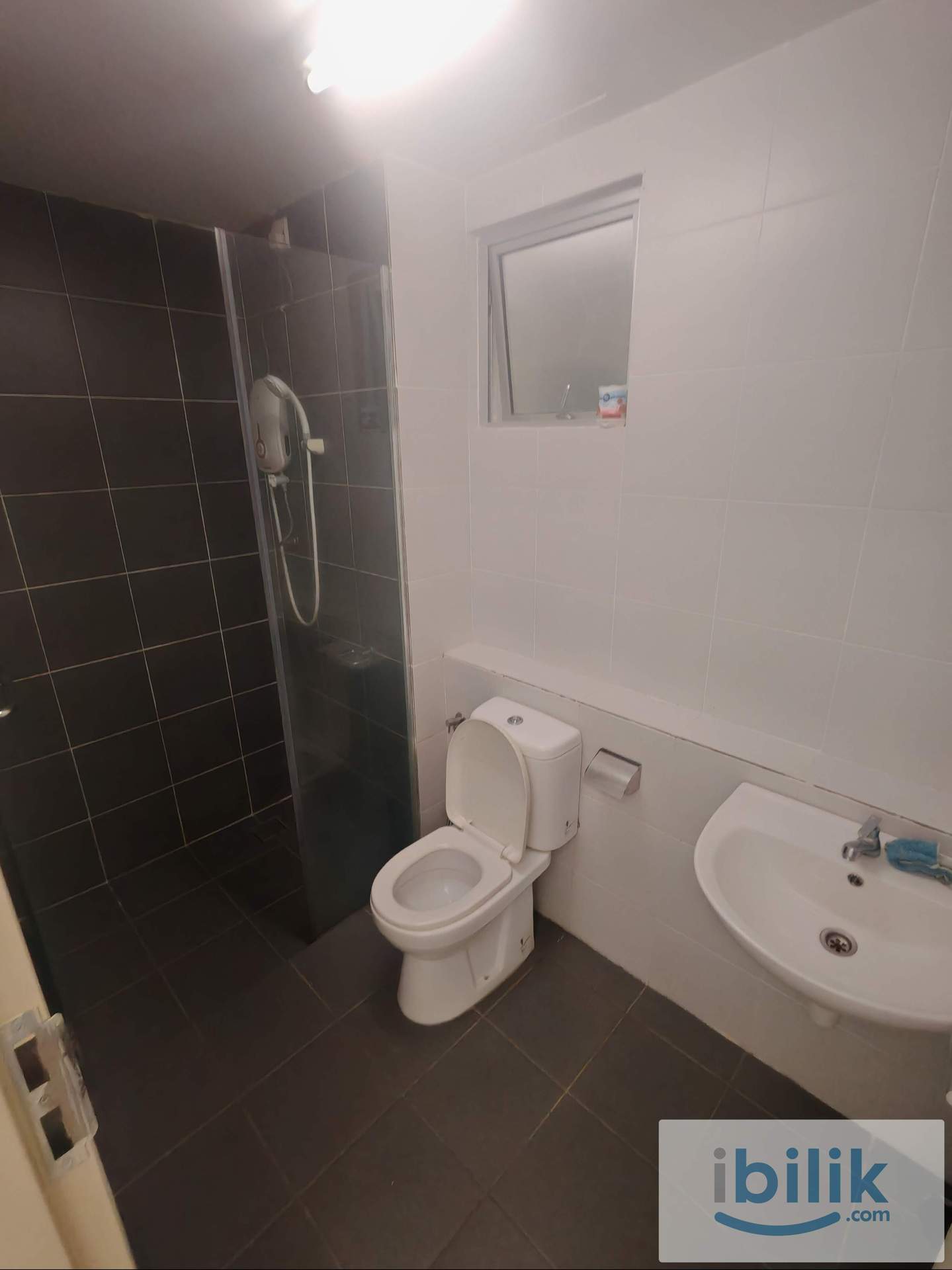 2bedrooms 2bathrooms - Image 6