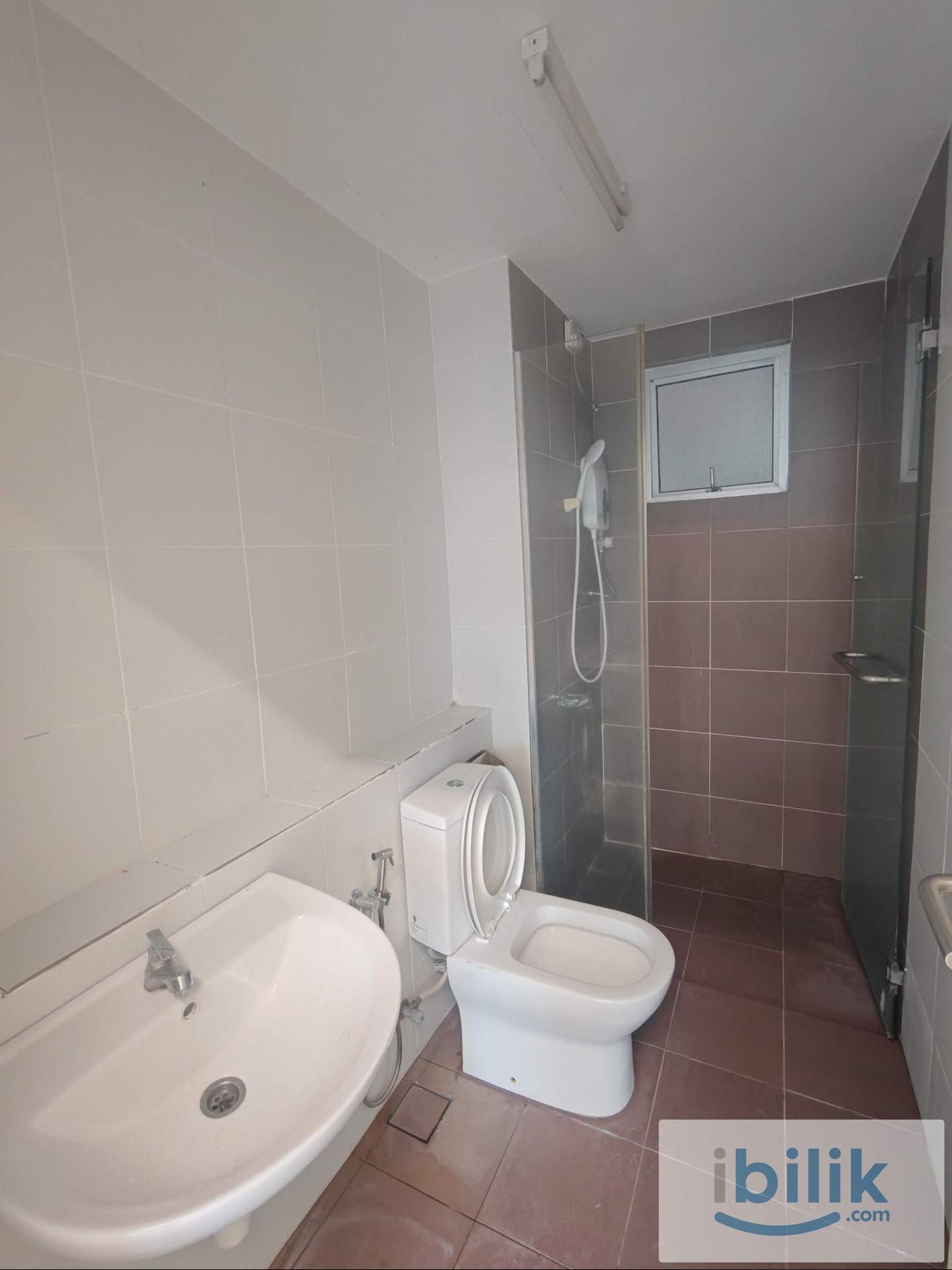 2bedrooms 2bathrooms - Image 9