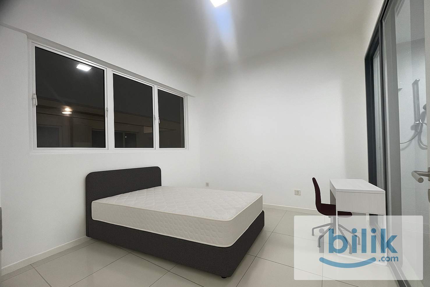 Master Bedroom - Image 1